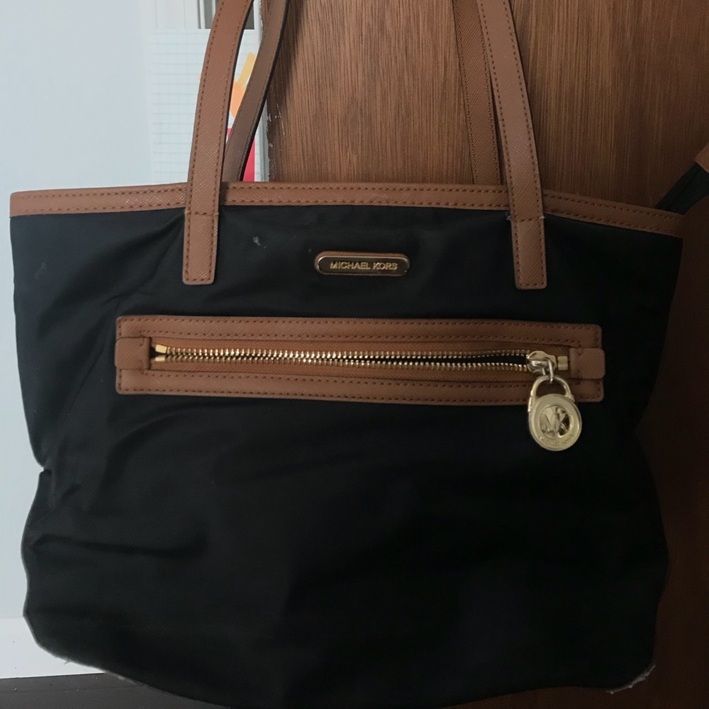 Michael kors tote